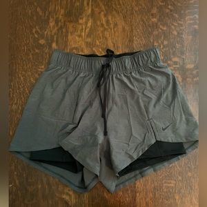 Nike Flex Essential 2-in-1 Shorts
